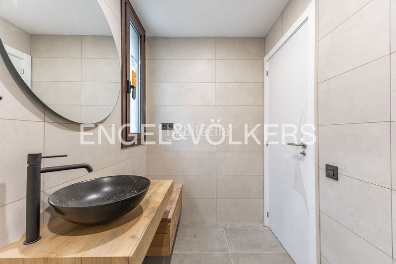 Foto 2c50cb17-2491-4c50-8b12-c470fd2b7e39. Casa amb calefacció a Roca del Vallès (La)