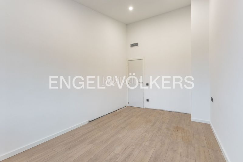 Foto 8f1e3345-f597-4989-8e90-04f1f2b04c83. Casa amb calefacció a Roca del Vallès (La)