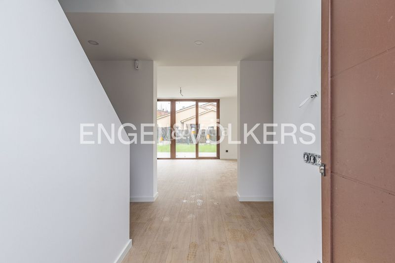 Foto 9e3eb8dd-1549-4c15-b1e1-3c2ab9aed501. Casa amb calefacció a Roca del Vallès (La)