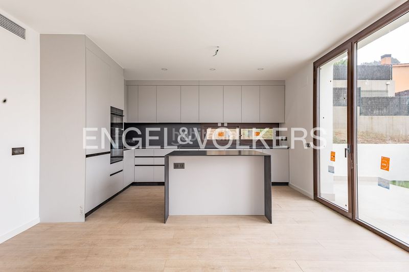 Foto af182205-c289-4e29-ab19-d5cb211bc965. Casa amb calefacció a Roca del Vallès (La)