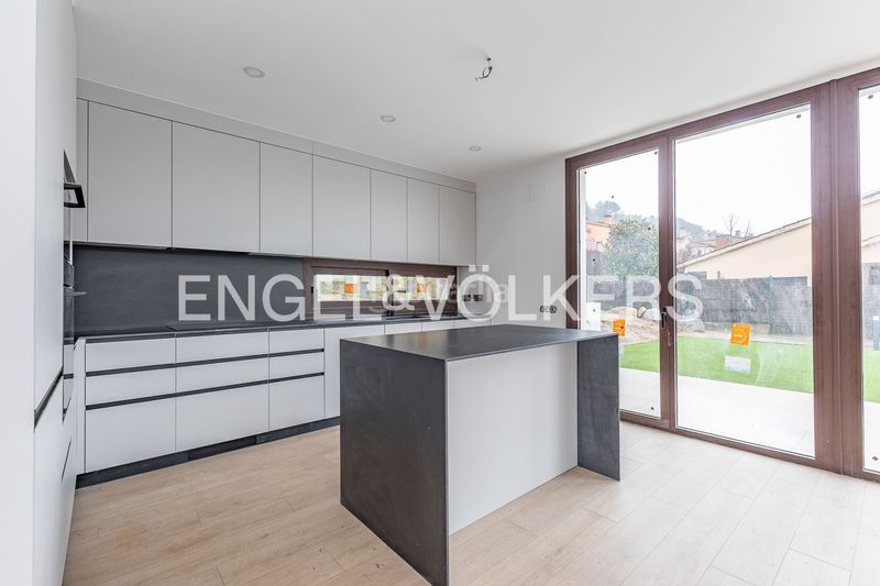 Foto bca56681-ab4c-4563-858d-c03da3173aec. Casa amb calefacció a Roca del Vallès (La)