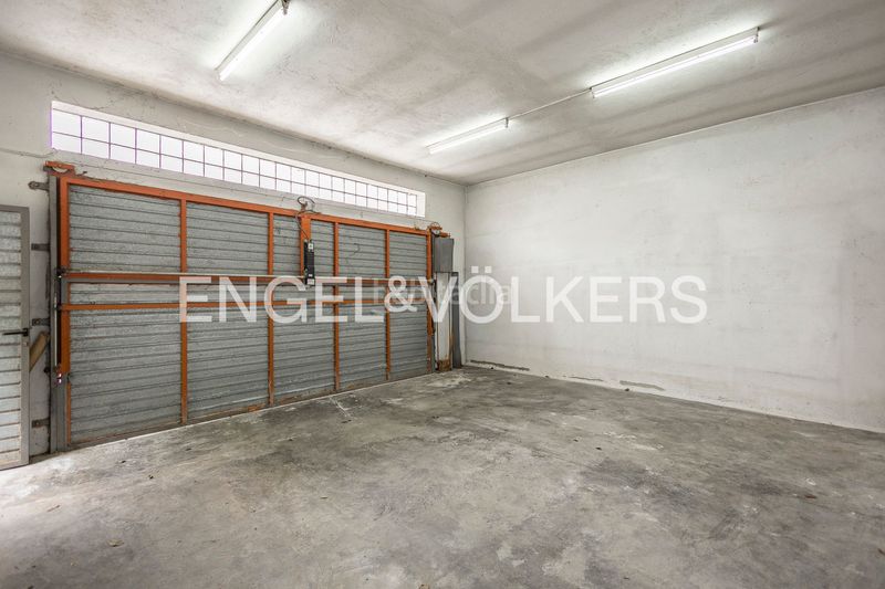 Foto a40284e0-7b54-48a9-94e8-aa756f61fccb. Casa amb calefacció aparcament piscina a Cervelló