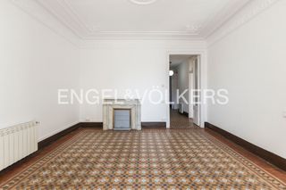 Rent Flat in Dreta de l´Eixample. Piso recién reformado en la dreta de leixample
