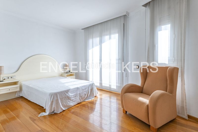 Foto d08ab105-8e02-4689-9188-873ee7228248. Pis amb calefacció aparcament a Vallbona Barcelona