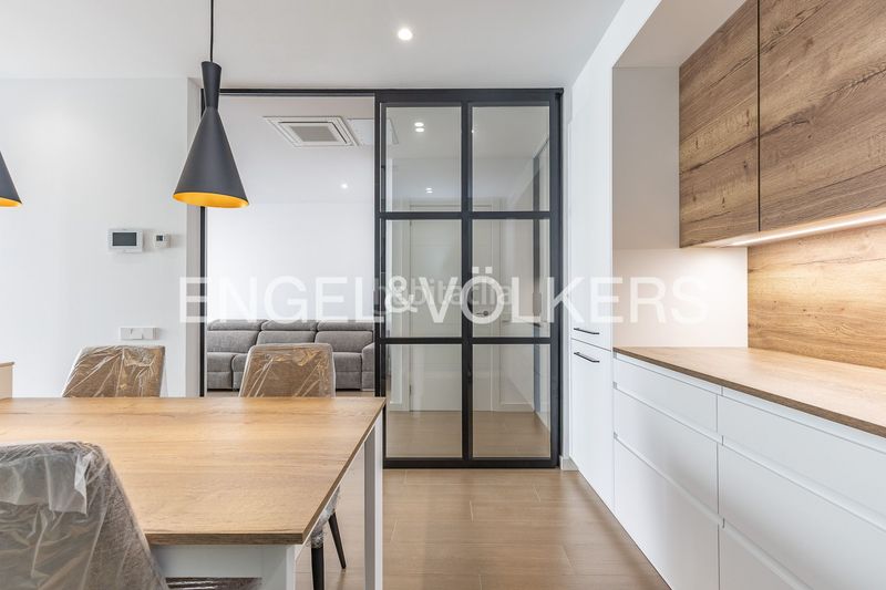 Foto 1f24c159-1f32-4dca-a06a-6167843c2a23. Casa amb calefacció aparcament a Ca n'Aurell Terrassa