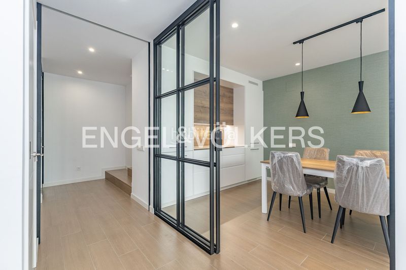 Foto 61cd4d56-85d4-4fc7-b38d-32567f2c5f40. Casa amb calefacció aparcament a Ca n'Aurell Terrassa