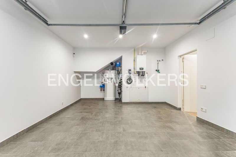 Foto 704af60b-0beb-4093-aebc-68ba1c3056f8. Casa amb calefacció aparcament a Ca n'Aurell Terrassa