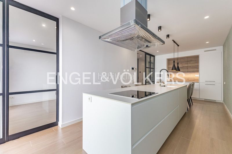 Foto 83da7cb1-be86-4793-9029-e2cbe3f6ee7d. Casa amb calefacció aparcament a Ca n'Aurell Terrassa