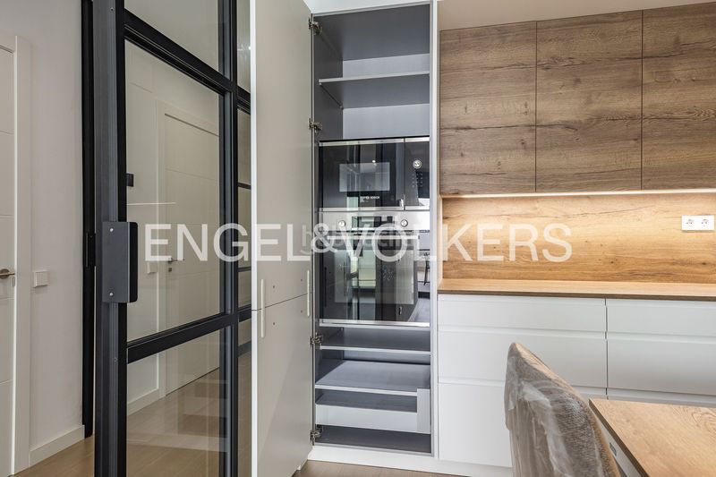 Foto ef0ed950-1570-4499-ac6a-c856a5b88326. Casa amb calefacció aparcament a Ca n'Aurell Terrassa