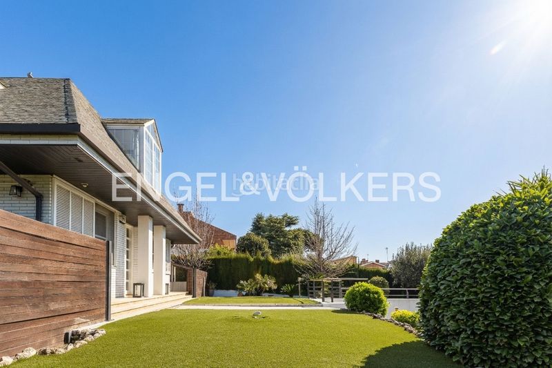 Foto 417ea5b2-3687-432c-be32-daae22930d05. Casa amb calefacció aparcament a Canovelles