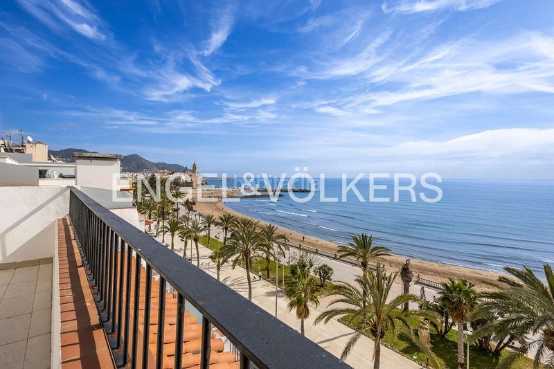 Foto 3973ff50-91f2-40cd-a454-375dff35d7e2. Dúplex amb calefacció a Centre Sitges