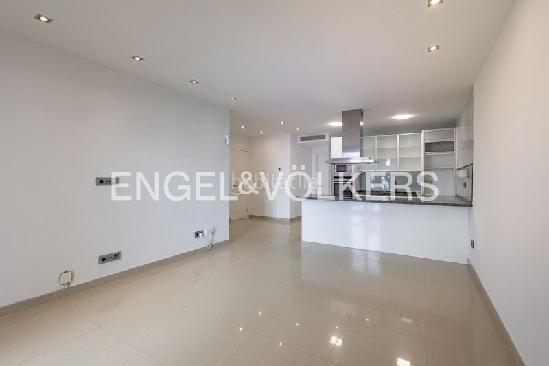 Foto 3c192a99-2a63-4867-95f4-69120c7bbc26. Dúplex amb calefacció a Centre Sitges