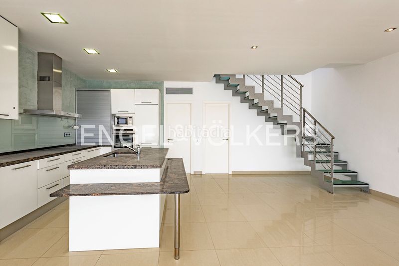 Foto 60b0169a-9005-4d41-83fb-61dc371dfc6d. Dúplex amb calefacció a Centre Sitges