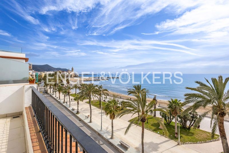 Foto 793d3e64-a73b-4556-9a46-e516482e479c. Dúplex amb calefacció a Centre Sitges