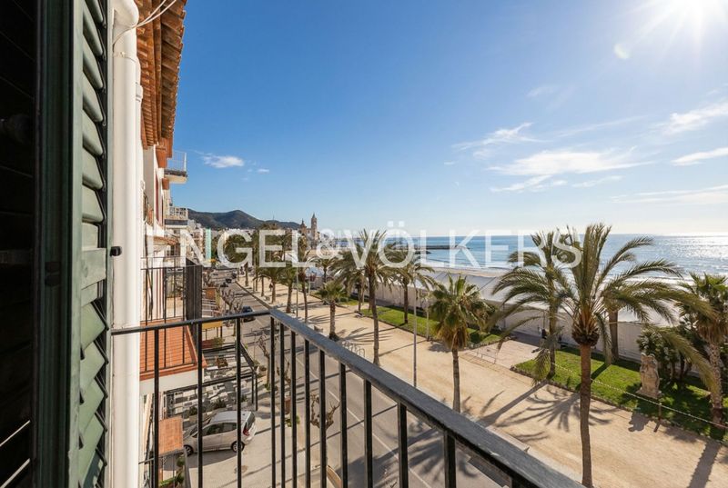 Foto 7f5bc732-47f6-4068-aa42-c681990fd43b. Dúplex amb calefacció a Centre Sitges