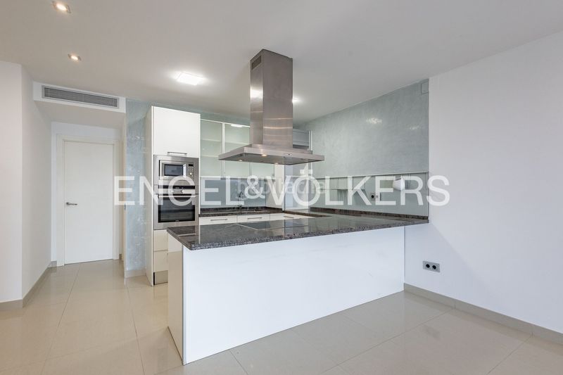 Foto b800033c-2519-4f4c-9a4a-26d770613f59. Dúplex amb calefacció a Centre Sitges