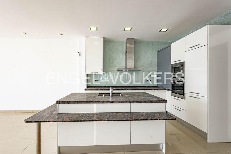 Foto bd92906e-f498-46a5-a984-2d1d2b234b4b. Dúplex amb calefacció a Centre Sitges