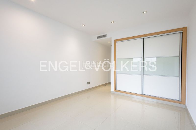 Foto c9aa6484-b122-4e9d-8384-a51469a21a72. Dúplex amb calefacció a Centre Sitges