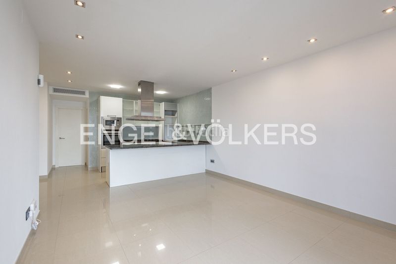 Foto f8ea7465-1a9b-44af-b7a8-c2266ae6f2b4. Dúplex amb calefacció a Centre Sitges