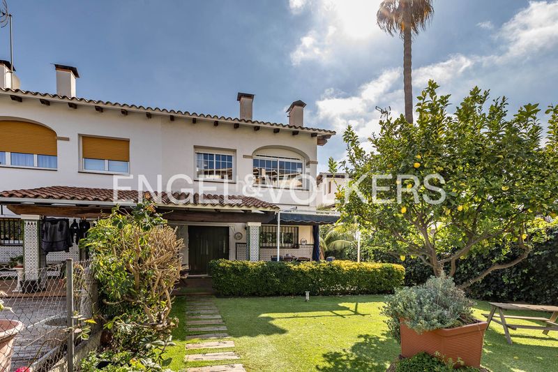 Foto 44d07ce1-fd36-4464-a526-d63651c4a258. Casa amb calefacció aparcament a Vilassar de Dalt