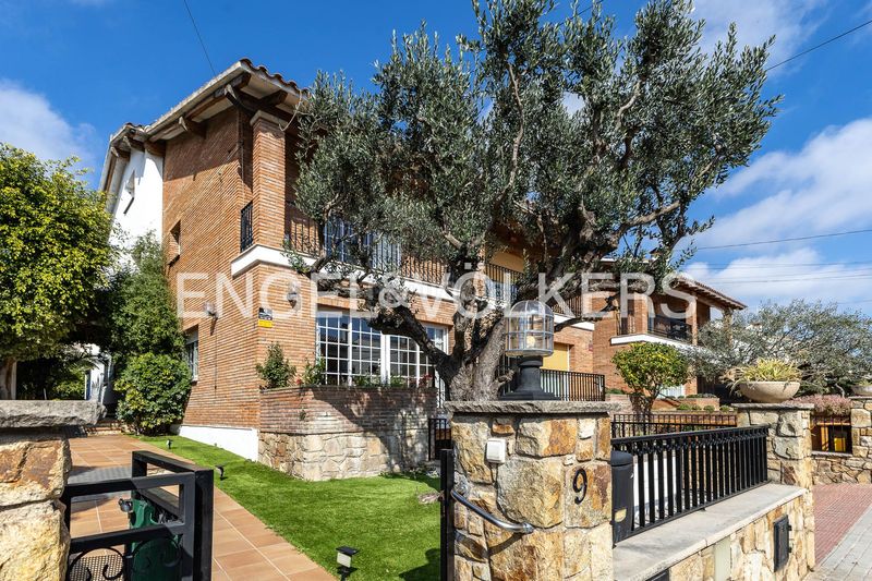 Foto 471708b6-e5a7-4990-8275-7a10ea9b7689. Casa amb calefacció aparcament a Vilassar de Dalt