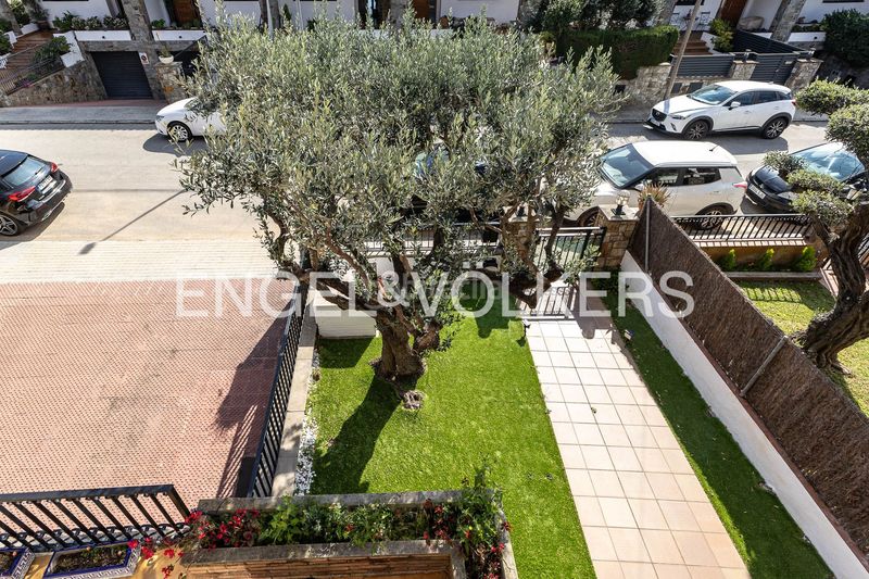 Foto cd990dce-7db5-4f6a-9cbd-b1b556adc910. Casa amb calefacció aparcament a Vilassar de Dalt