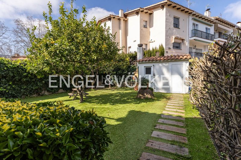 Foto e22d731b-a93c-4bf7-aad0-b22df5416859. Casa amb calefacció aparcament a Vilassar de Dalt