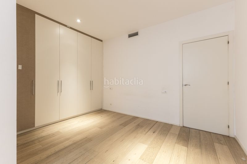 Foto a43a738f-3dc0-4f30-b215-16dcaa93d06b. Pis amb calefacció a Vila de Gràcia Barcelona