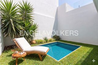 House in Centre. El hogar ideal para familias espacio, terrazas para barbacoas y