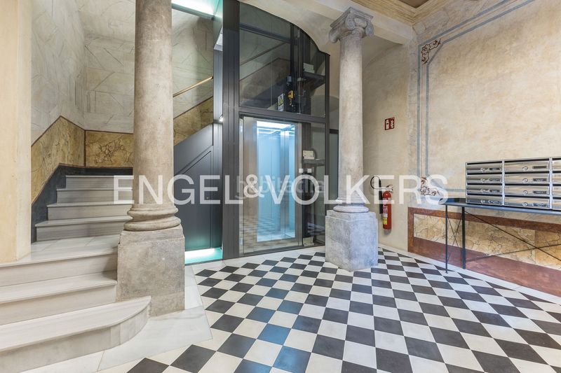 Foto aaa40d28-3dd0-4f51-b8e3-4ec01ecaa084. Pis amb calefacció a Gòtic Barcelona