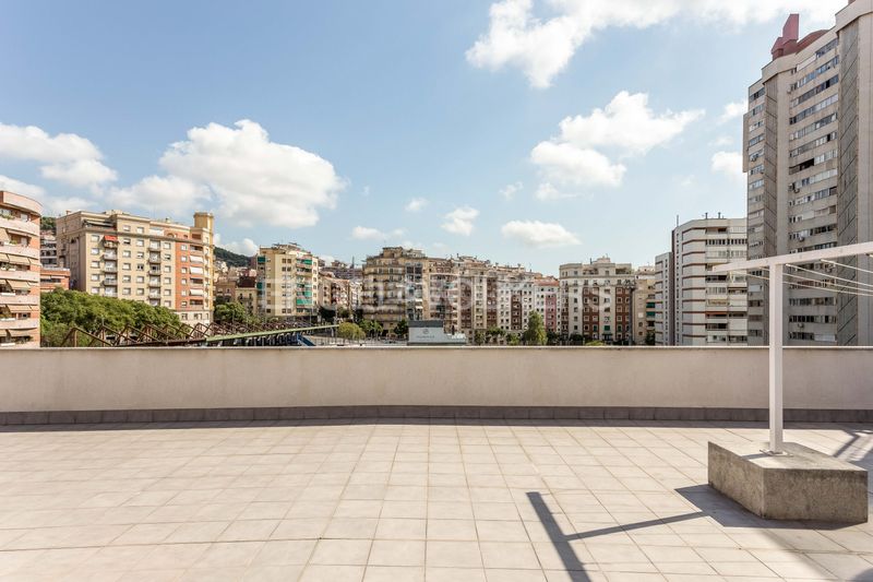 Foto 8cf8b1de-a381-4147-95cc-41801f01dc42. Pis amb calefacció aparcament a El Camp d´en Grassot i Gràcia Nova Barcelona