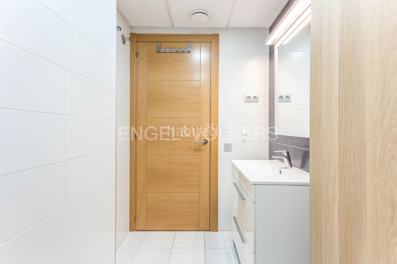 Foto d47a23b6-2c63-4825-b95b-f9a1689a3ad5. Pis amb calefacció aparcament a El Camp d´en Grassot i Gràcia Nova Barcelona