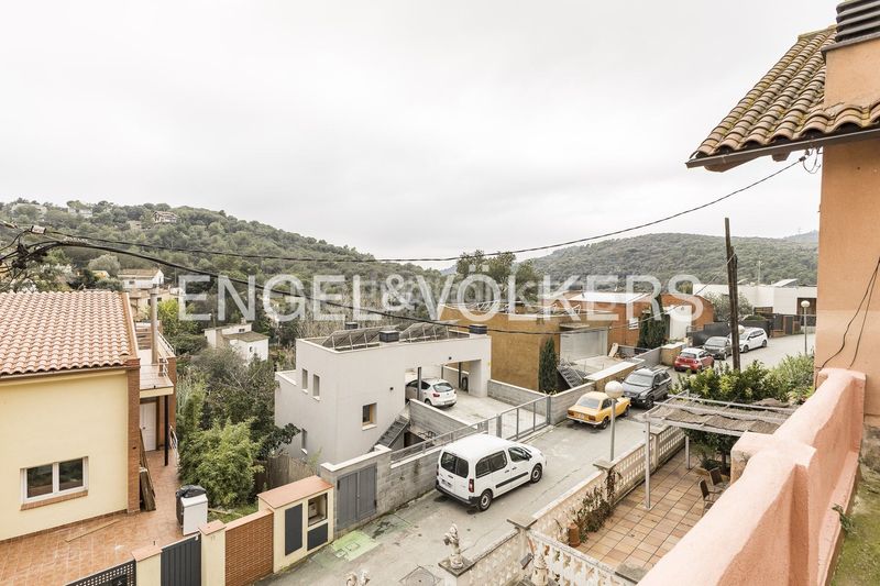 Foto 713160a8-4c68-4d43-b467-405e30ffabd2. Casa amb calefacció a Vallvidrera - Tibidabo - Les Planes Barcelona