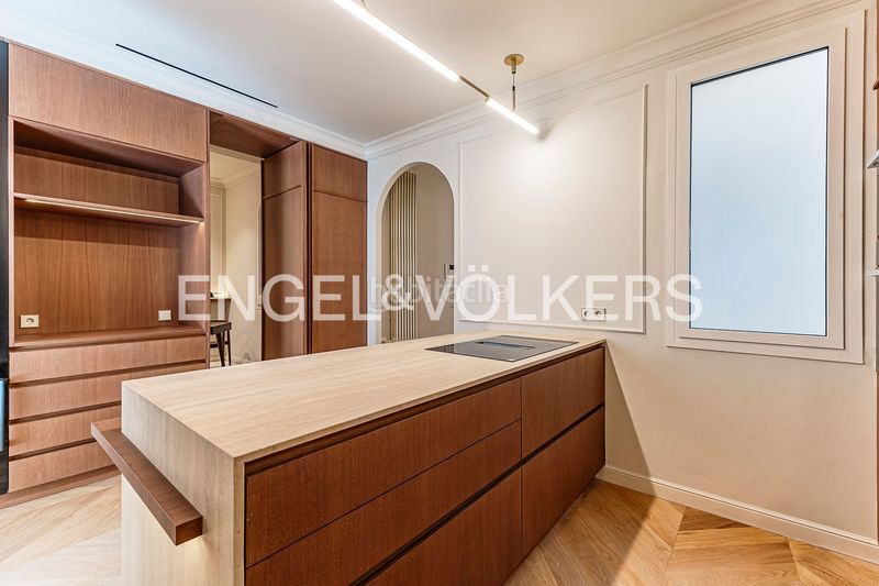 Foto 4f8106d9-3b03-4e9d-9341-c68d5f7b344a. Pis amb calefacció a Dreta de l´Eixample Barcelona