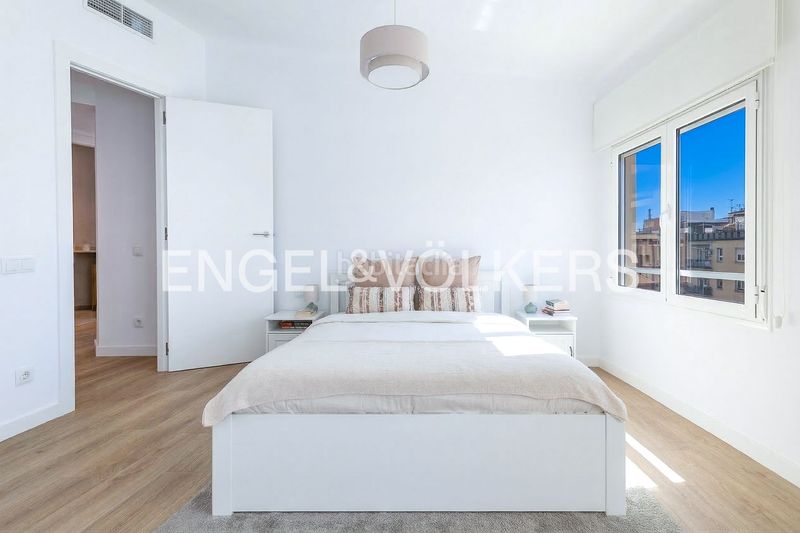 Piso exclusivo piso luminoso con terraza en eixample en Barcelona - Imagen 21