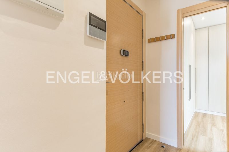 Foto 6b160e96-e01b-44e4-9da6-b6e5e3371a9e. Àtic amb calefacció a Sagrada Família Barcelona