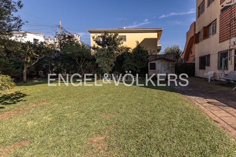 Foto d4821b99-c687-4dcc-b68d-b9bfa02ae738. Terreny residencial a Premià de Dalt