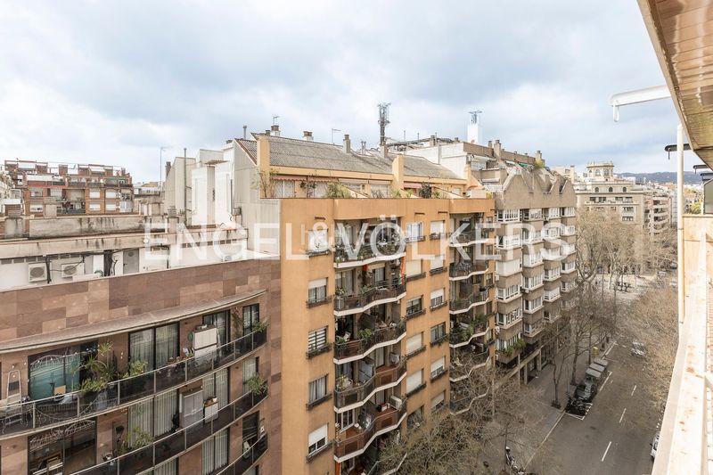 Foto ff8d68ac-30e6-4830-bbb7-e1e1ac67e9ef. Àtic amb calefacció aparcament a Sant Antoni Barcelona