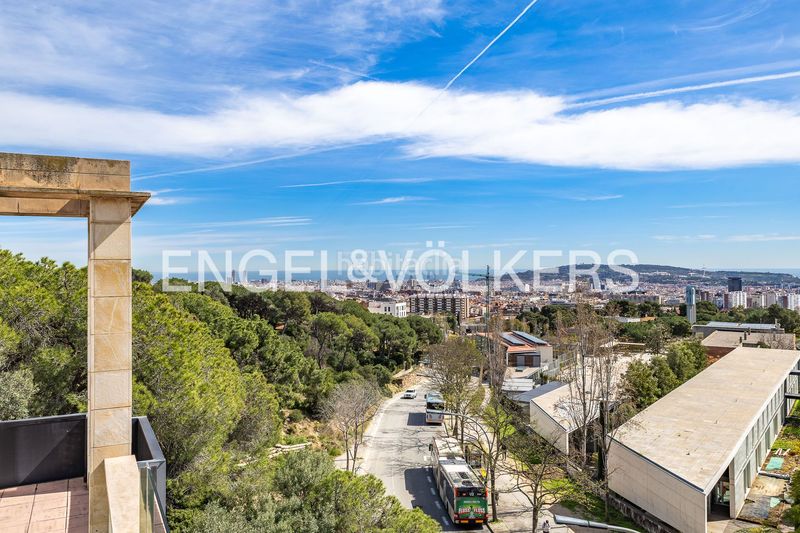 Foto 7754400c-5728-4045-a048-20e30bbc206f. Casa adossada amb calefacció aparcament piscina a Barcelona