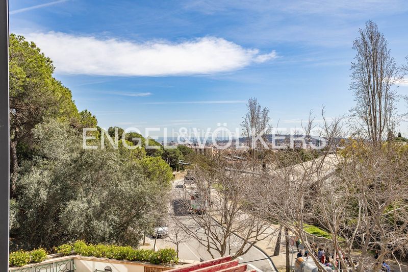 Foto c8cc362f-9a76-40f2-9f83-38ca5b352449. Casa adossada amb calefacció aparcament piscina a Barcelona