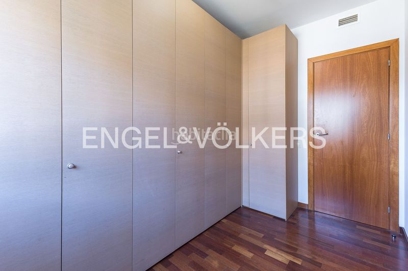 Foto 2427299f-ae4f-4574-9795-2953feffcf89. Pis amb calefacció aparcament piscina a Muntanyeta Castelldefels