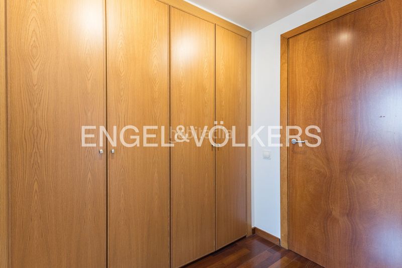 Foto daf5287f-d419-4891-8bf3-9416721cae7b. Pis amb calefacció aparcament piscina a Muntanyeta Castelldefels