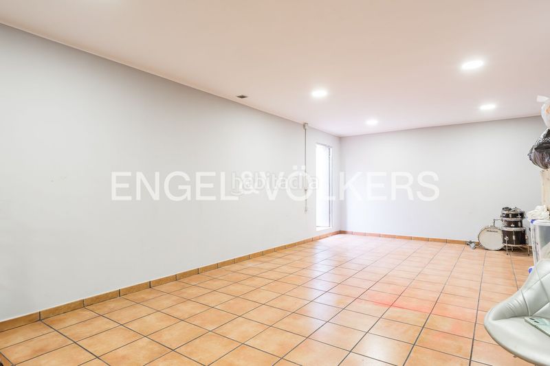 Foto af0ac2b9-9964-4e2a-bb9e-d1a055ec4447. Xalet amb calefacció piscina a Can Parellada Terrassa