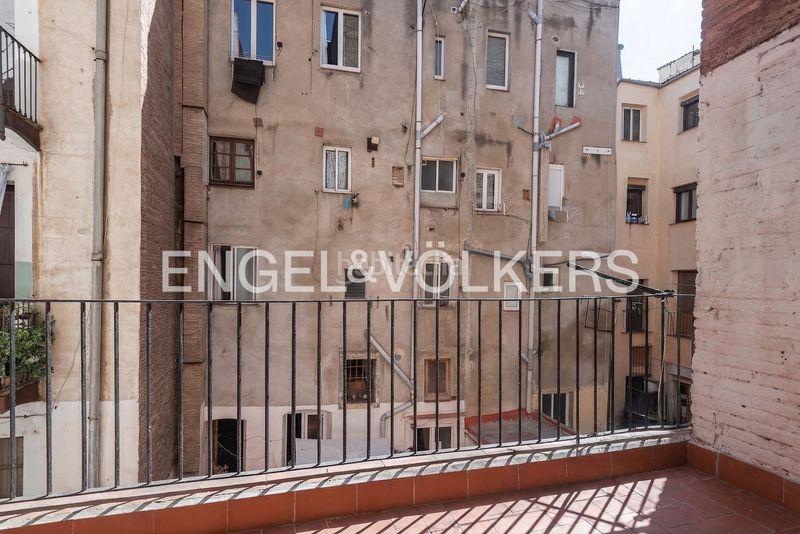 Foto 441a3847-8988-46ac-a469-e32e48874a58. Pis amb calefacció a St. Pere - Sta. Caterina - El Born Barcelona