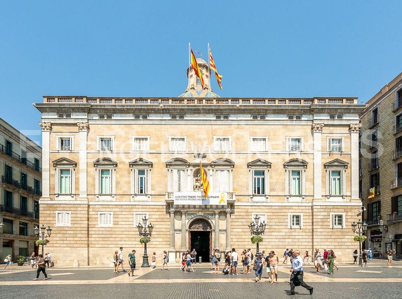Foto 20355a20-9773-4052-8b95-90addf9d34e3. Pis amb calefacció a Gòtic Barcelona