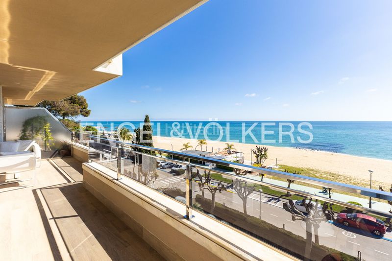 Foto 9a768b20-58d0-46e6-b601-8ae2f68589e0. Pis amb calefacció aparcament piscina a Caldes d´Estrac