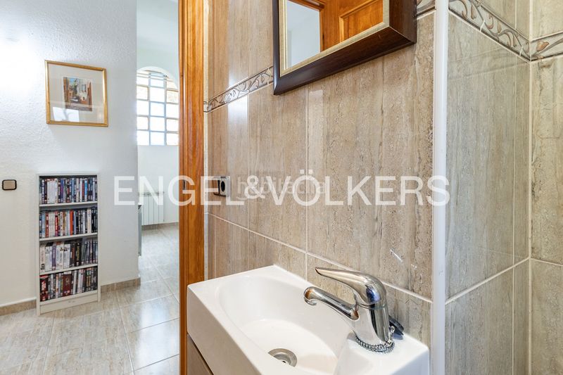 Foto 9f2e5c61-9cd6-4408-a0c5-183d3c057902. Casa amb calefacció aparcament a Sant Cebrià de Vallalta