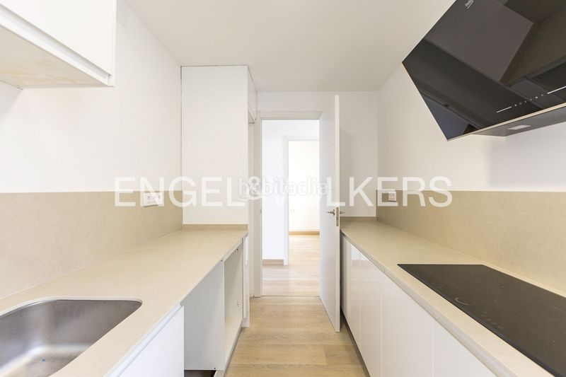 Foto a33aeafc-a2d8-40fb-85b8-aa0714c8cc7c. Pis amb calefacció aparcament a Calafell platja Calafell