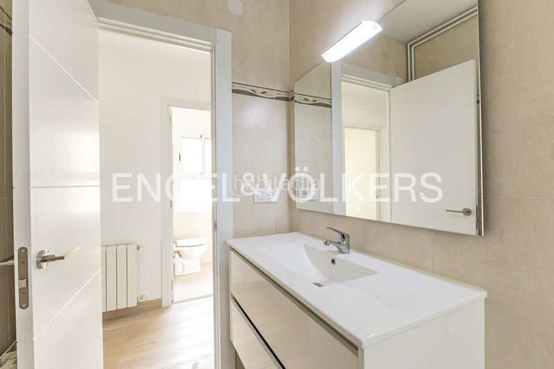 Foto ac16c0e9-21d6-44ee-8055-62a85957f3b9. Pis amb calefacció aparcament a Calafell platja Calafell