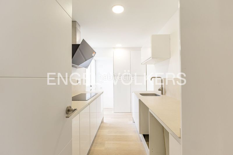 Foto f79c8905-f1b8-448c-8465-86f1b0dff465. Pis amb calefacció aparcament a Calafell platja Calafell